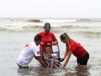 Secretaria de Saúde encaminha mais de cem pessoas para o Praia Acessível