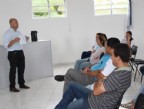 Alunos do Centro recebem aula do EJA