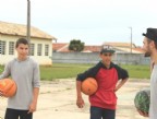 Projeto voluntário de basquete inicia aulas no Rincão